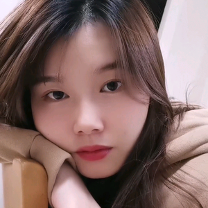 春梅姐姐头像
