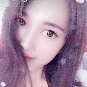 女王殿下yanzi头像