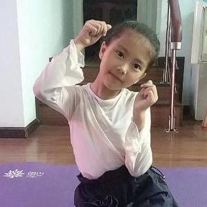 小艾家小粉丝头像