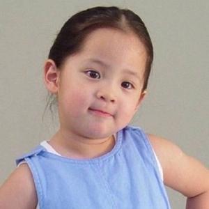 儿歌一起听听听头像