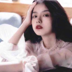 一个小枕头Dm头像