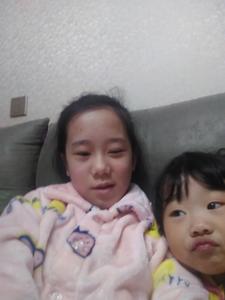 妍妍Angel罗雯妍头像