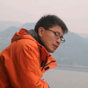 余春天的旅行头像