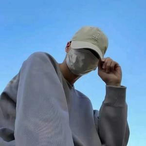 低调大坚果头像