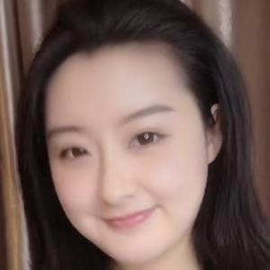 形影相随002131头像