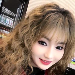 小曼头像