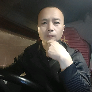 大尚小硕头像