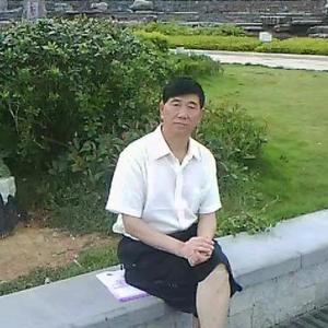 文苑哥头像