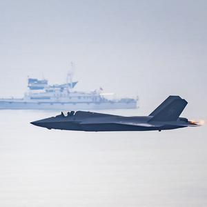 李泽彦的海空视界头像