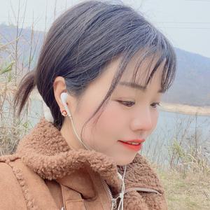 鄂苗香香头像