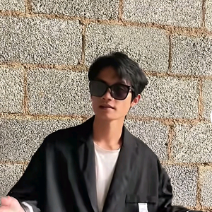 就叫阿威吧头像