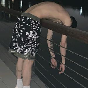 爱李京泽更要爱自己头像