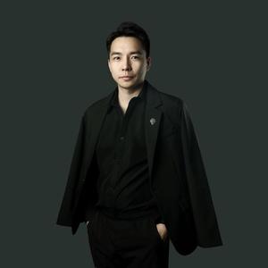 老李不会老头像