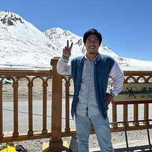 阿康海外头像