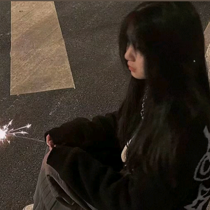 璃璃头像