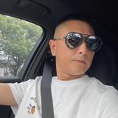 奋发有为村长头像