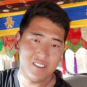 用户9405643486517头像