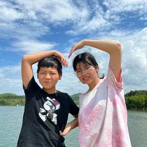夏天和六月头像