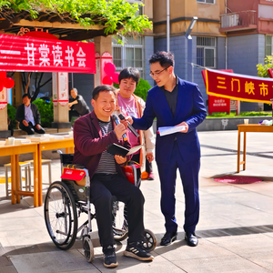 励志健哥头像