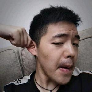 成都谢耳朵头像