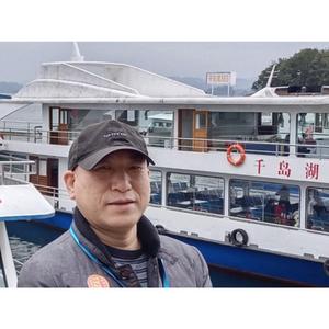 低调看历史头像