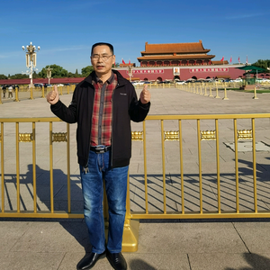 漯河眼镜哥头像
