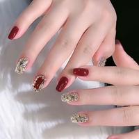 叶子做美甲头像