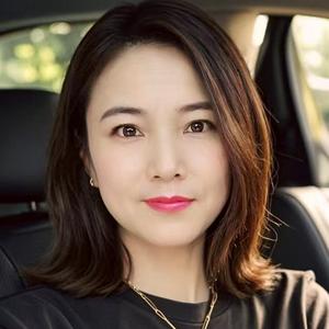 霞姐xj头像