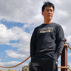 A小黄帽搞笑运动头像