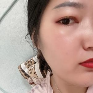 芮了个芮呀头像