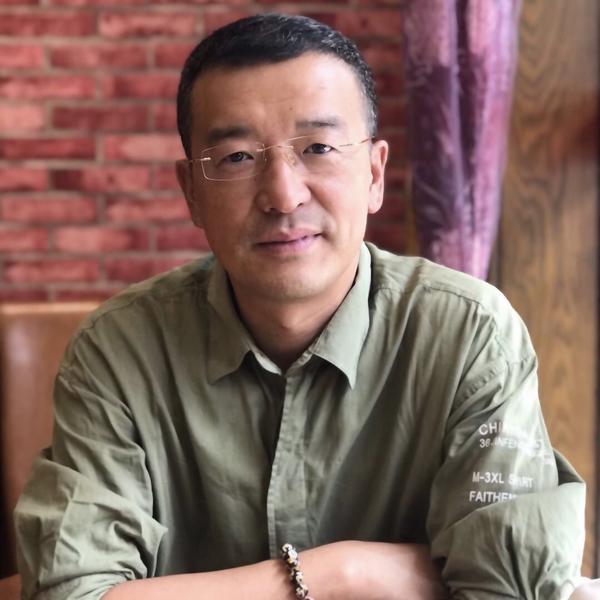 老裴轮胎说头像