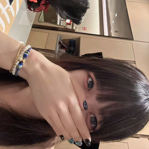 奶瓶头像