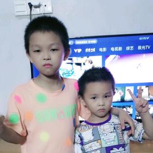 小林小彬的妈妈头像