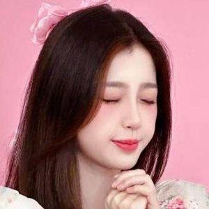 关注我一起追剧头像