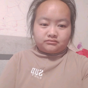 杨如意头像