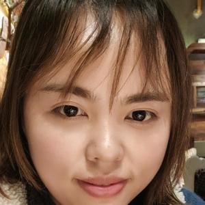 胖仙女爱吃头像