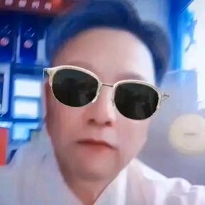 丁国付头像