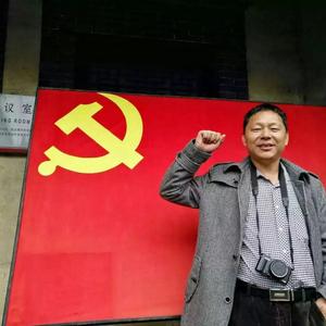 吴高龙头像