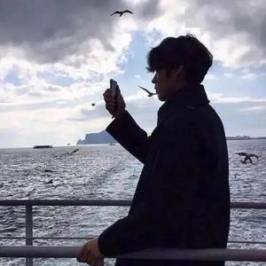 想吃软饭咦头像