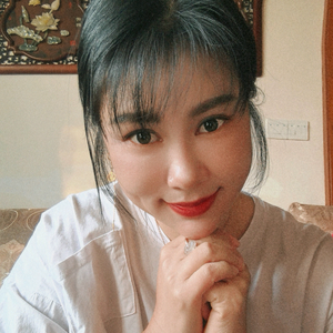 黎明的清晨阳光濮照头像