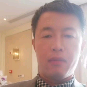 秋枫哥头像