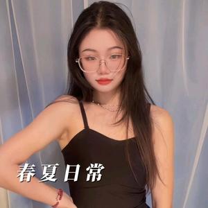 95斤兔子爱穿搭头像