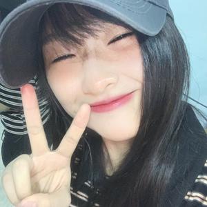 小美说体育头像