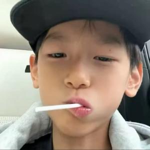 hjdjdjxjzkkzkz头像