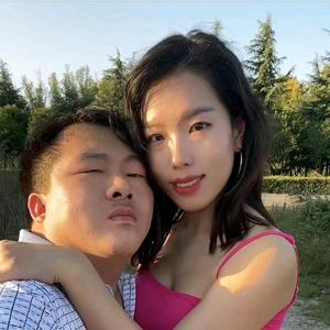小李夫妇头像