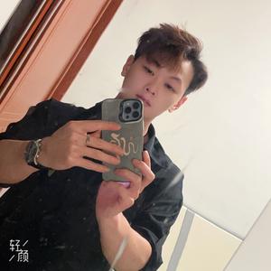 春哥头像