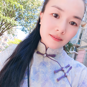 古牧抱抱和小芋头头像