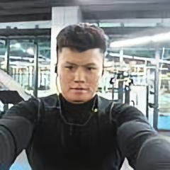 阳光灿烂大男孩头像