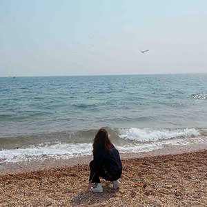 良子0927头像