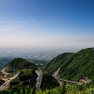 在路上的彼岸头像